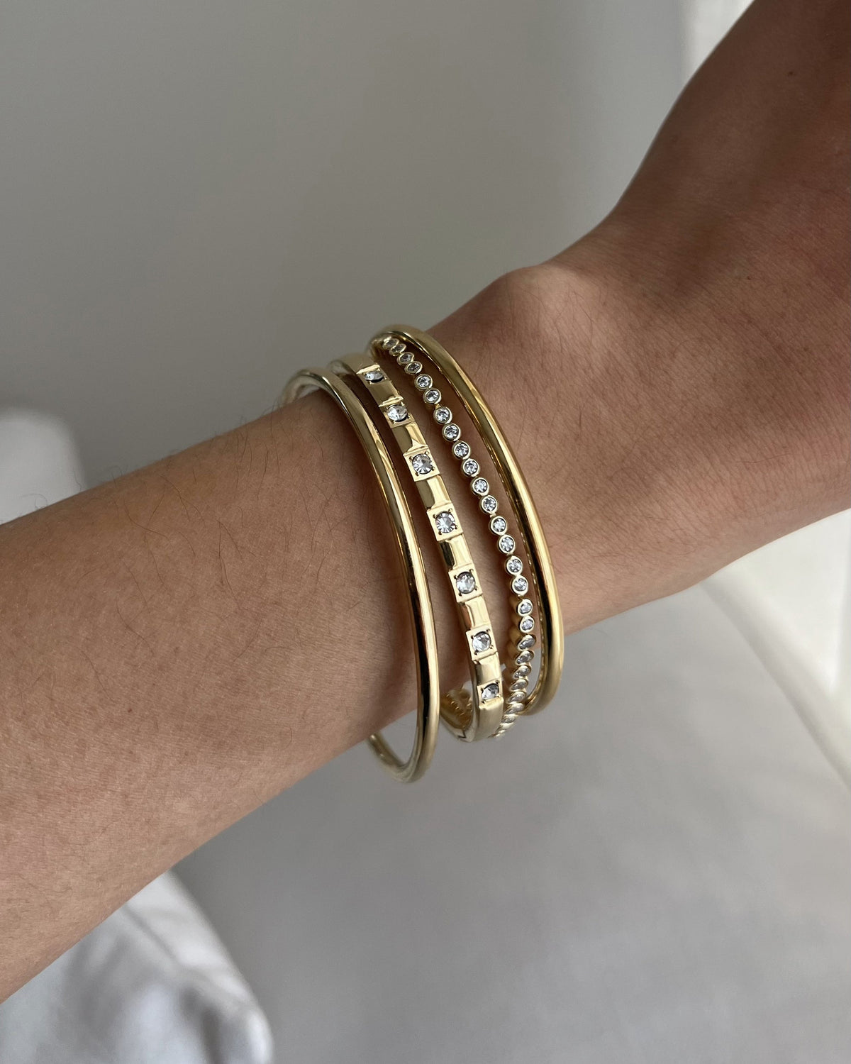Round-Shaped Tennis Bracelet