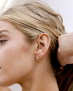 Mia Hoops
