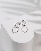 Hammered Infinity Hoop