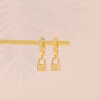 Lock Huggies