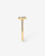 Azira Oval Ring