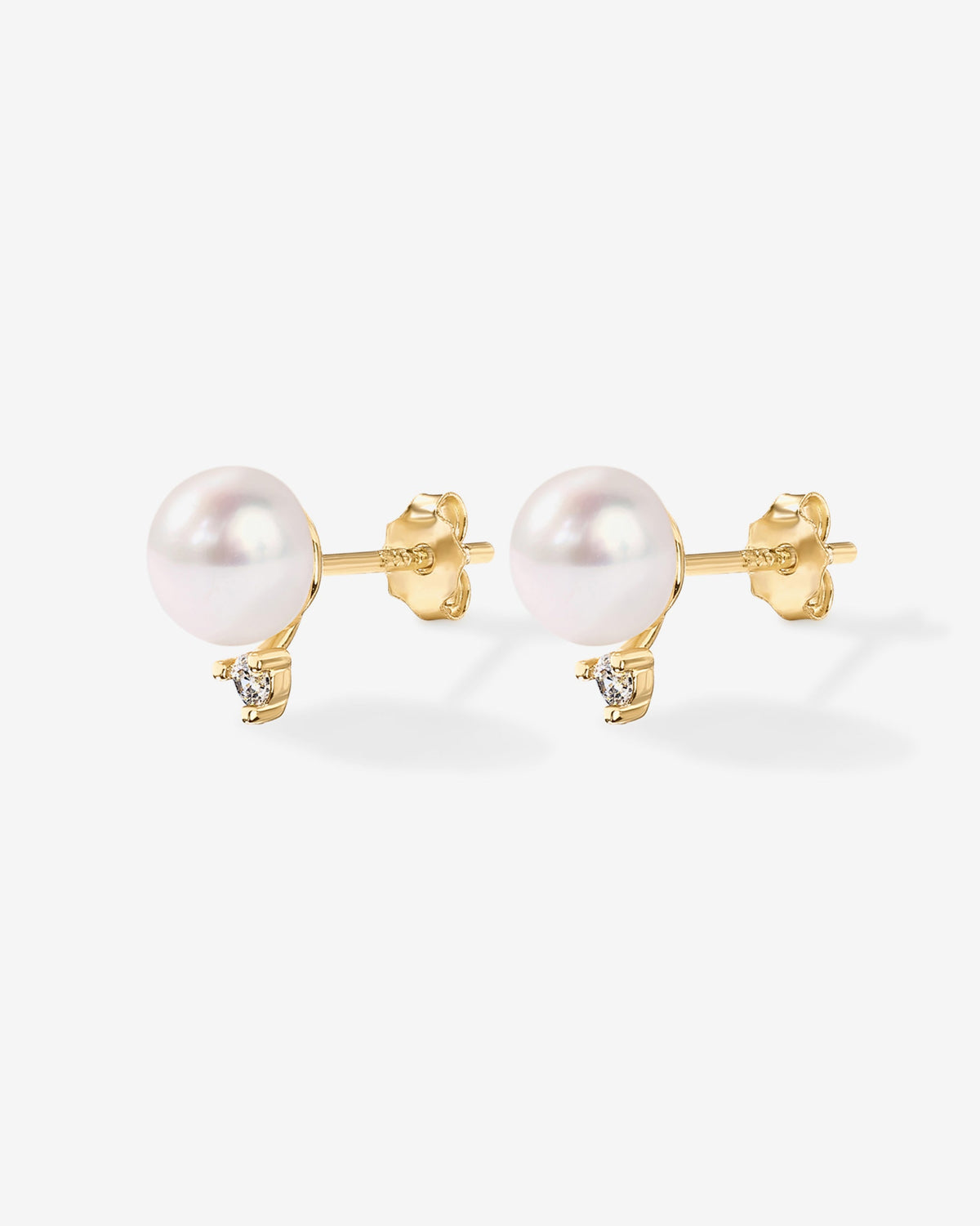 Perla Stud Earrings