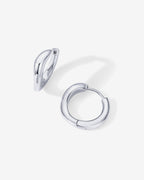 Mar Wavy Hoops