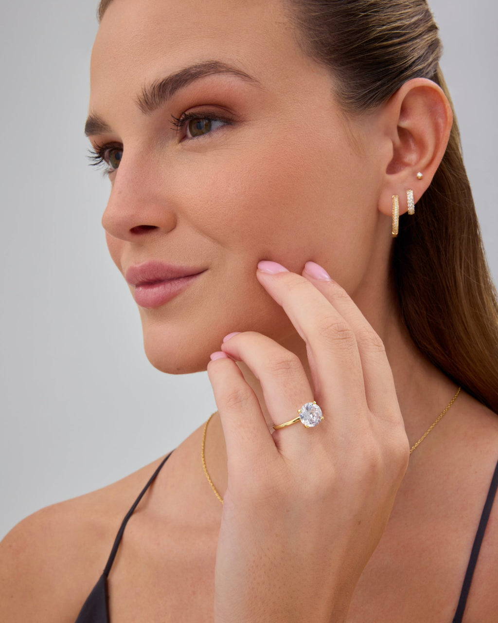 Round Solitaire Engagement Ring