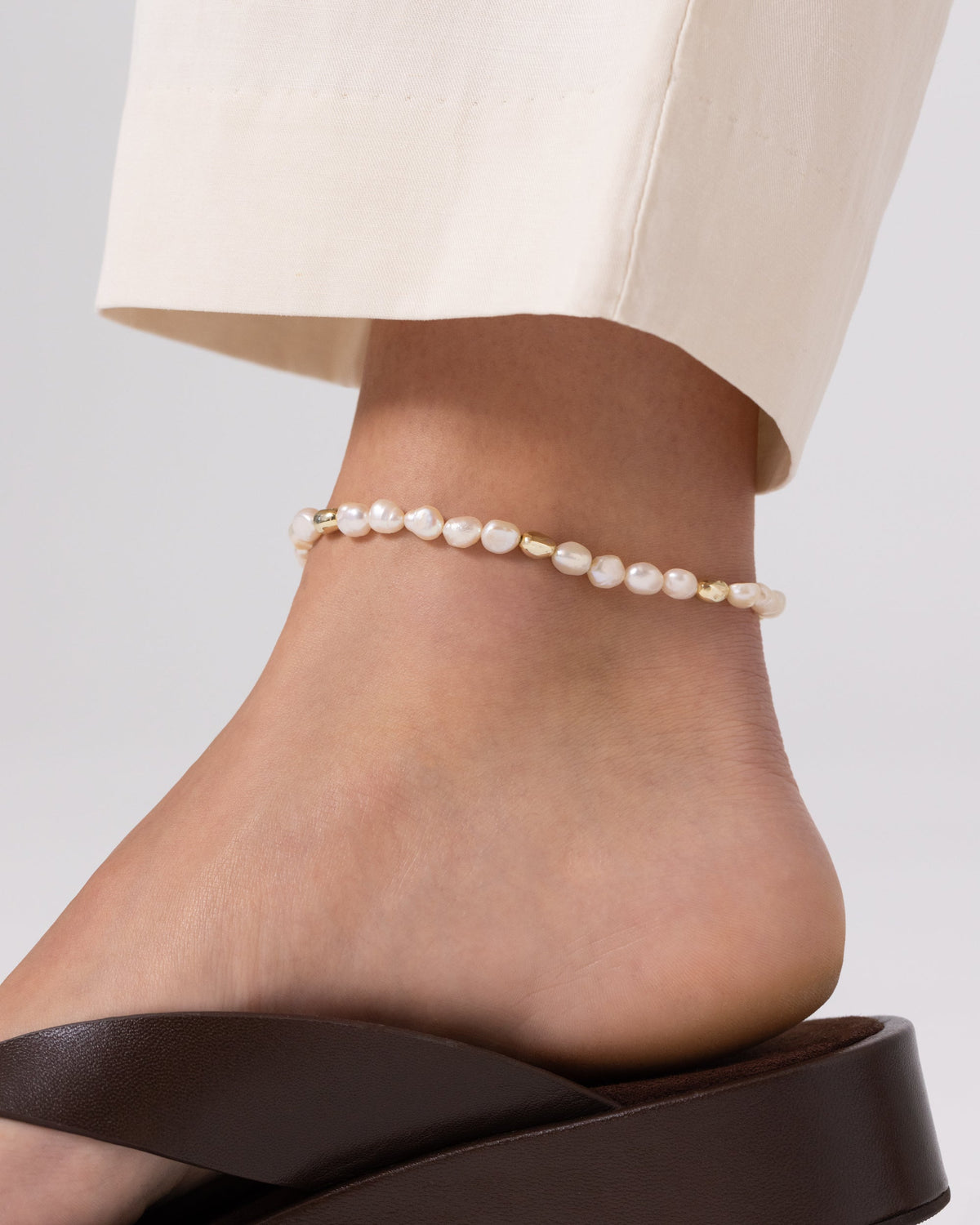 Gold and Freshwater Pearl Bead Anklet