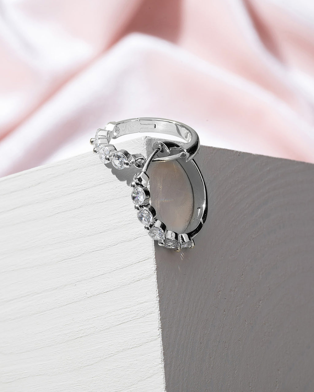 Annabelle Hoops