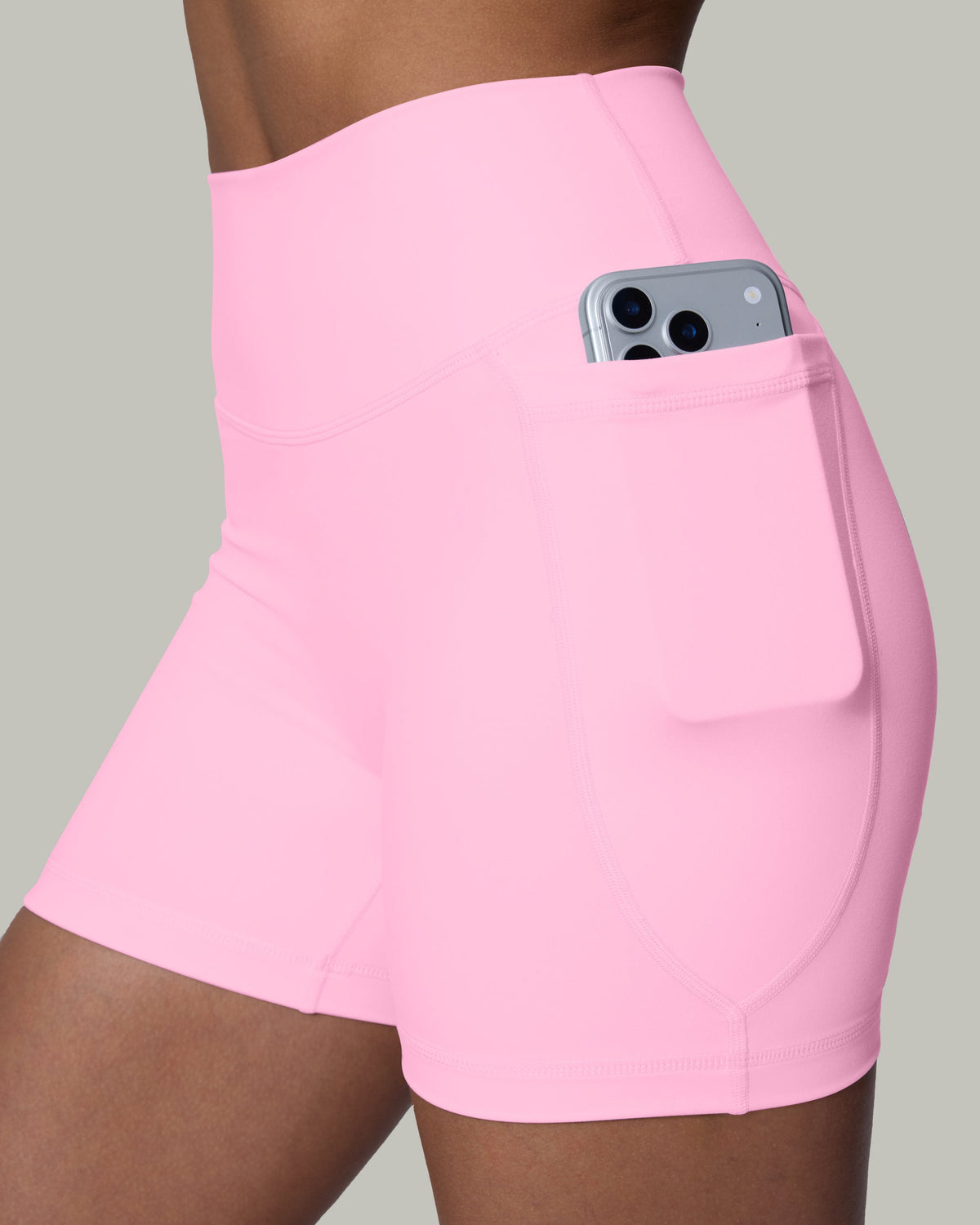FlexFlow High-Rise 4" Shorts with Pockets